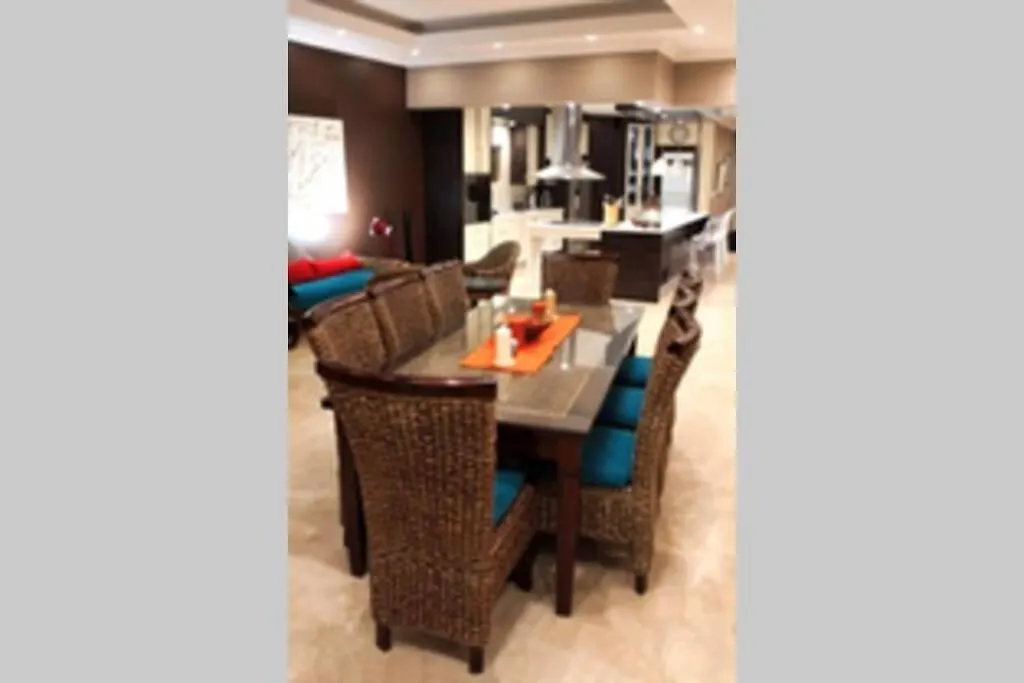 4 Bedroom Luxury Home With View Of The Ocean And Table Mountain Cape Town Güney Afrika