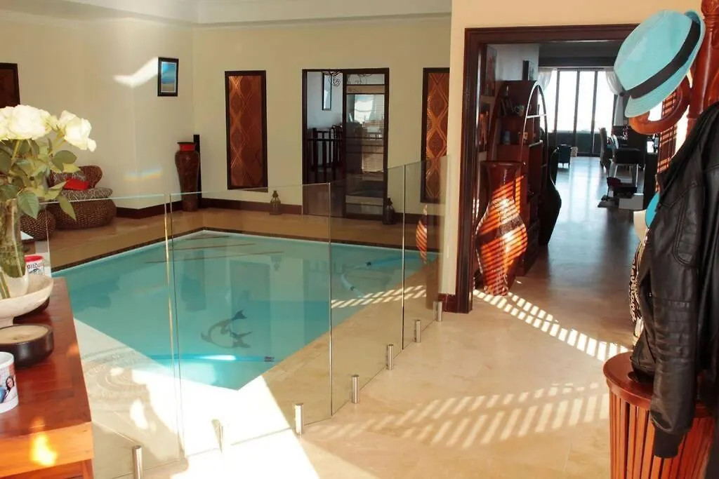 Tatil Evi 4 Bedroom Luxury Home With View Of The Ocean And Table Mountain Cape Town Güney Afrika